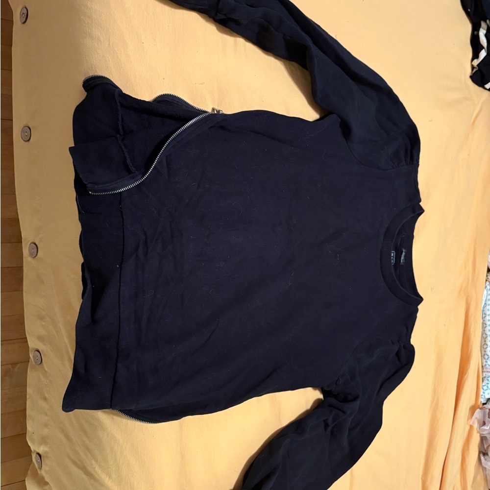 GAP Women’s black maternity side Zip-Up Sweater